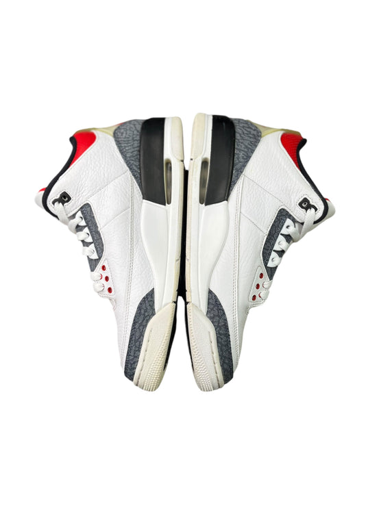 Jordan 3 Retro SE ( Fire Red Denim ) taille 42.5