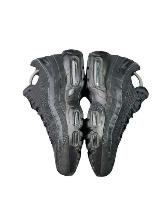 Nike Air Max 95 ( Triple Black ) taille 40