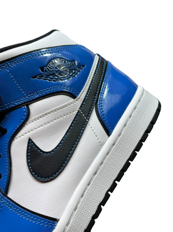 Jordan 1 Mid ( Signal Blue ) taille 42