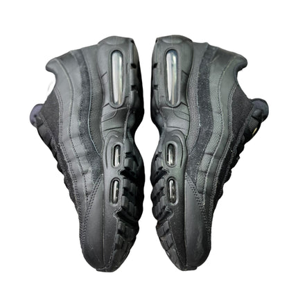 Nike Air Max 95 ( Triple Black ) taille 42.5