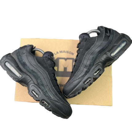 Nike Air Max 95 ( Triple Black ) taille 41