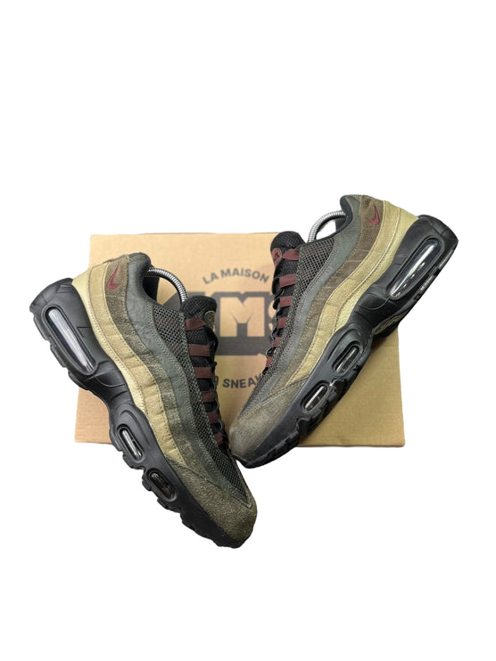 Nike Air Max 95 ( Black Earth ) taille 44.5