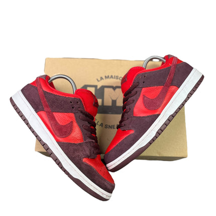 Nike SB Dunk Low ( Cherry ) taille 42.5