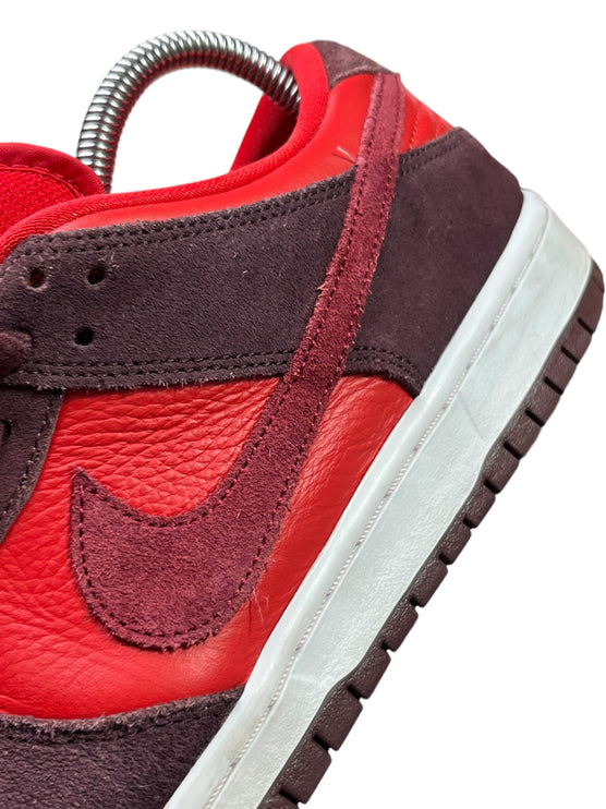 Nike SB Dunk Low ( Cherry ) taille 42.5