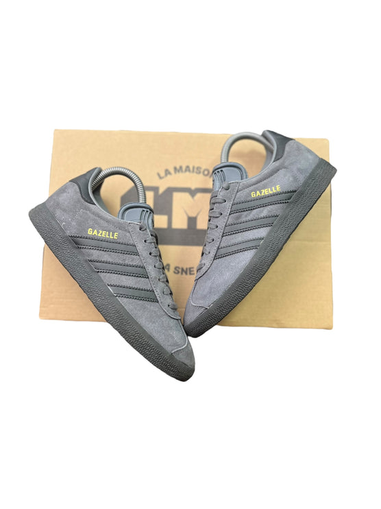 Adidas Gazelle ( Grey Black Gum ) taille 36