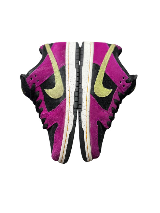 Nike Dunk Low SB Pro ( Red Plum ) taille 40