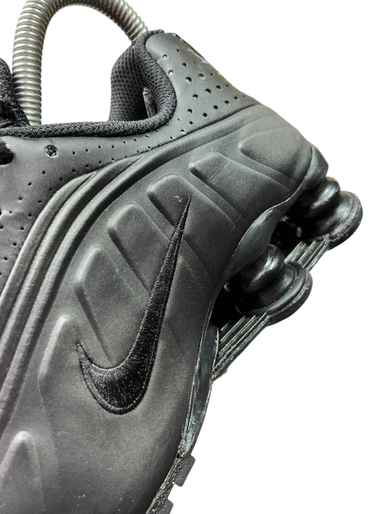 Nike Shox R4 ( Triple Black ) taille 35.5