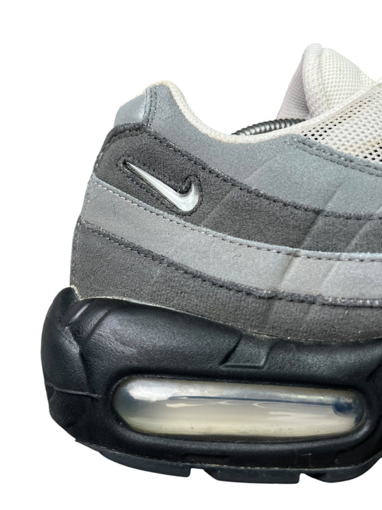 Nike Air Max 95 ( Grey Jewel ) taille 44