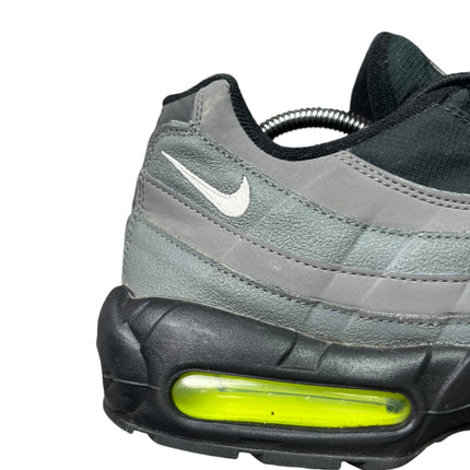 Nike Air Max 95 ( Black Neon ) taille 46