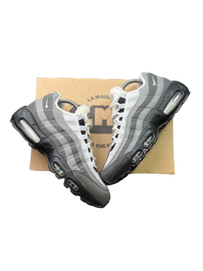 Nike Air Max 95 ( Grey Jewel ) taille 40