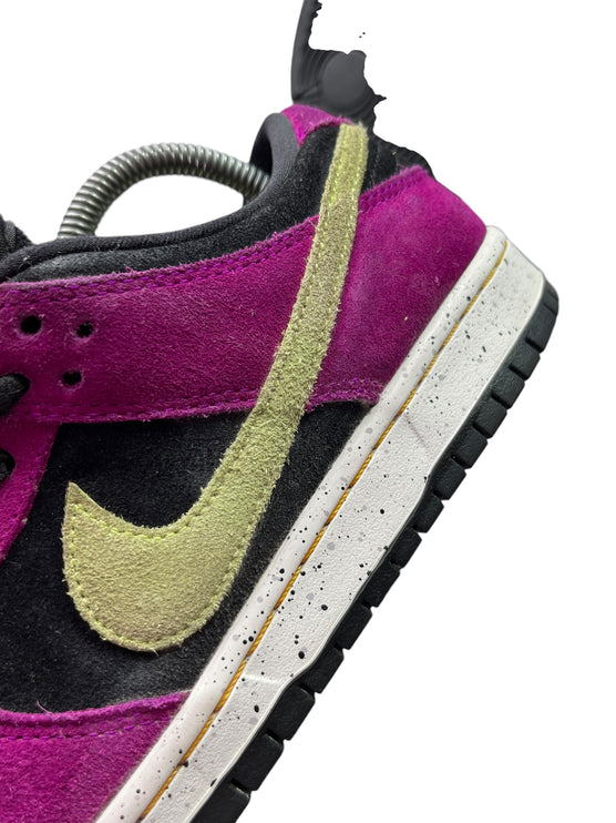 Nike Dunk Low SB Pro ( Red Plum ) taille 40