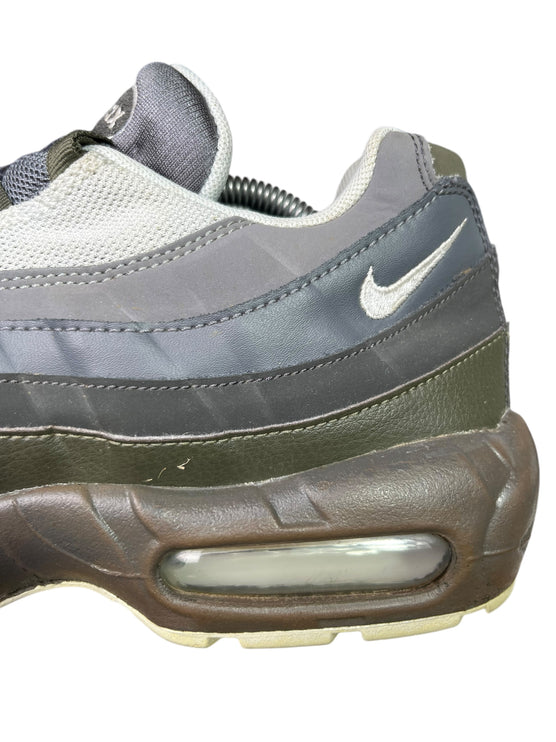 Nike Air Max 95 ( Cargo Khaki ) taille 44