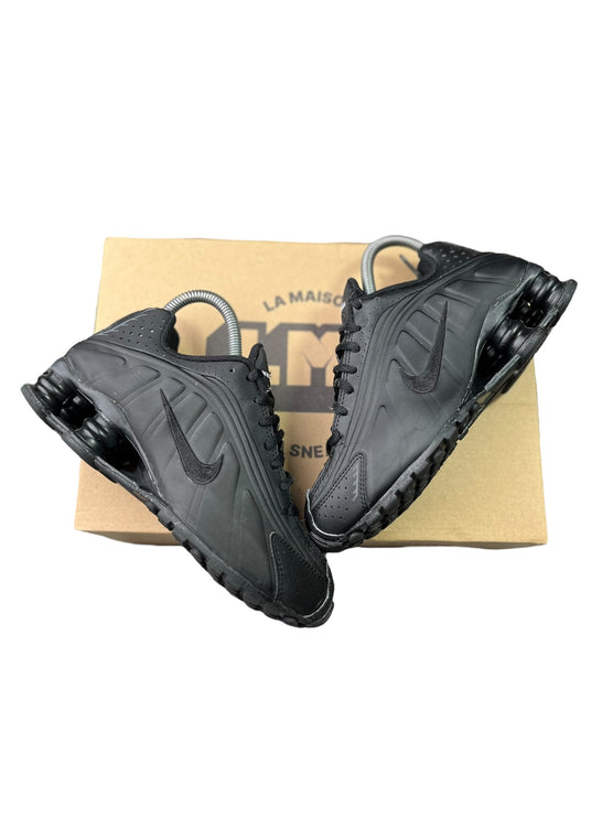 Nike Shox R4 ( Triple Black ) taille 35.5