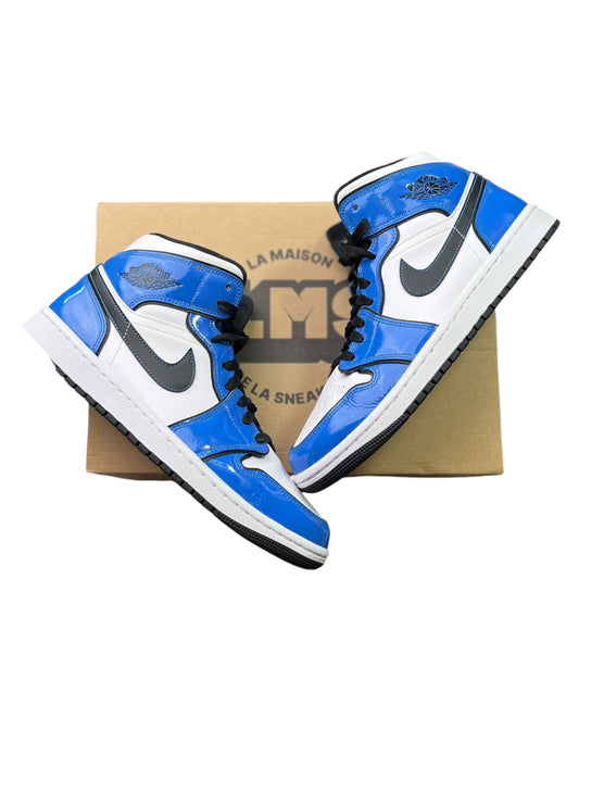 Jordan 1 Mid ( Signal Blue ) taille 42