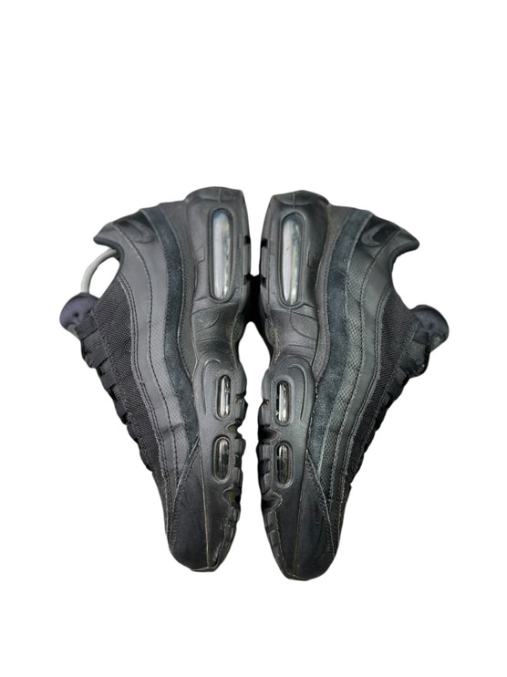 Nike Air Max 95 ( Triple Black ) taille 41