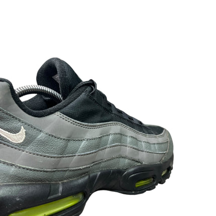 Nike Air Max 95 ( Black Neon ) taille 46