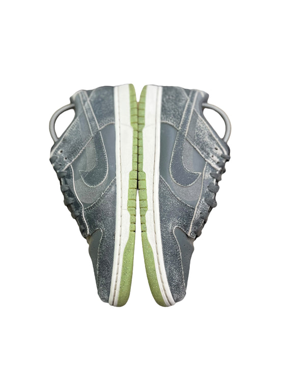 Nike Dunk Low ( Swoosh Shadow Iron Grey ) taille 42