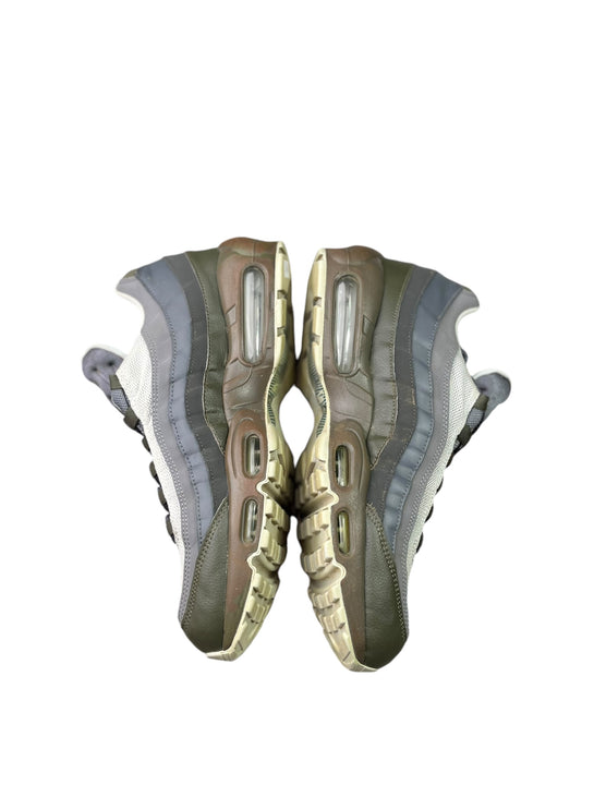 Nike Air Max 95 ( Cargo Khaki ) taille 44