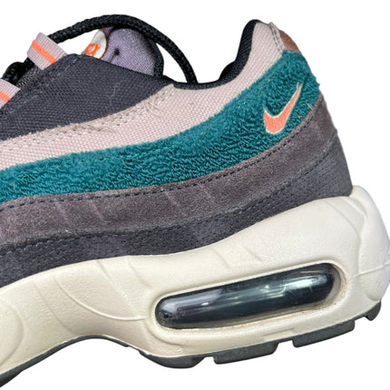 Nike Air Max 95 ( Grey Rainforest Bright Mango ) taille 40