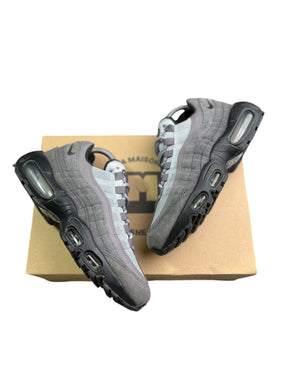 Nike Air Max 95 ( Anthracite Black ) taille 38.5