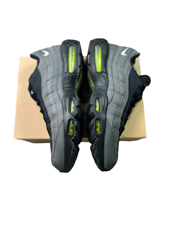 Nike Air Max 95 ( Black Neon ) taille 46