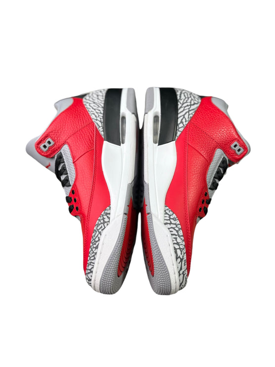 Jordan 3 Retro SE ( Unite ) taille 44