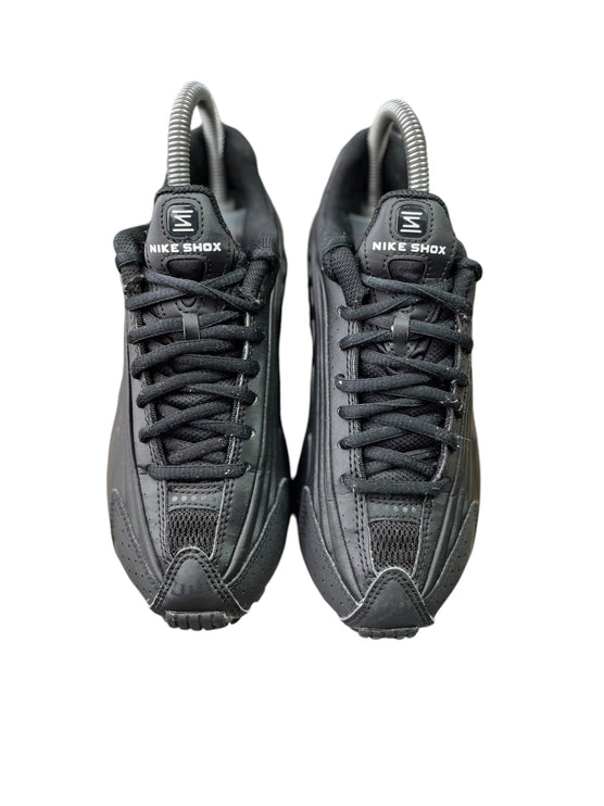 Nike Shox R4 ( Triple Black ) taille 35.5