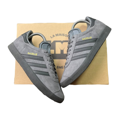 Adidas Gazelle ( Grey Black Gum )