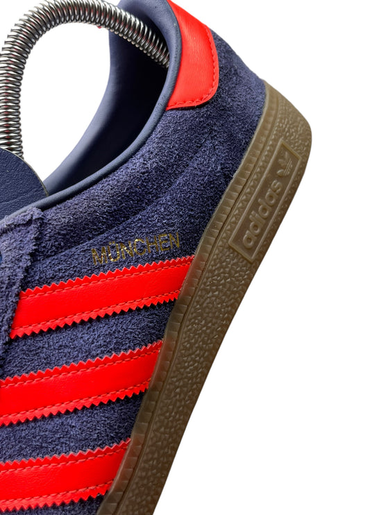 Adidas Munchen ( Dark Blue Solar Red Gum ) taille 41 1/3