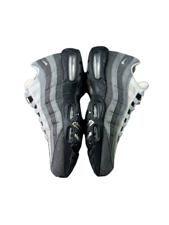 Nike Air Max 95 ( Grey Jewel ) taille 44